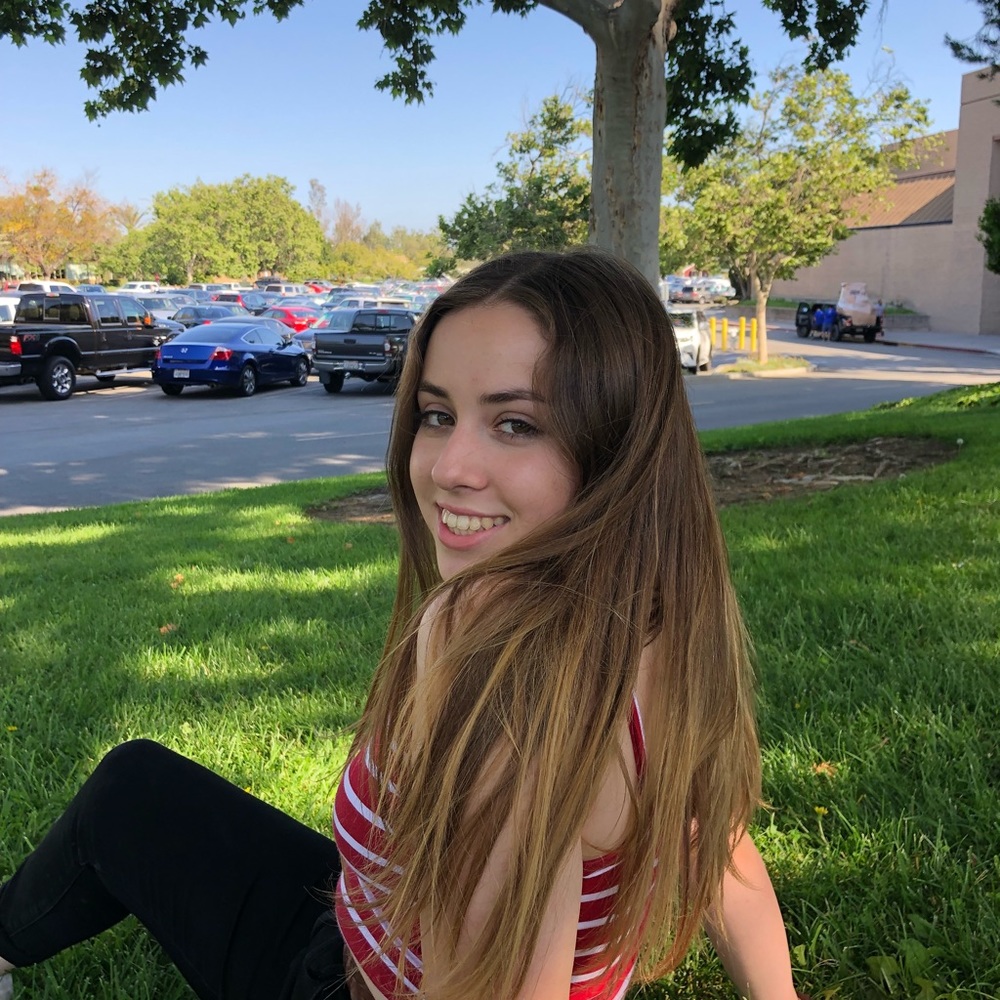 Meet your Posher, Alicia